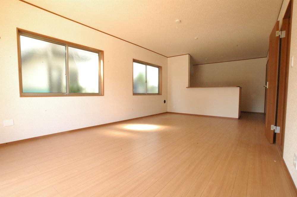 Same specifications photos (living). Relax in the living room of calm hue