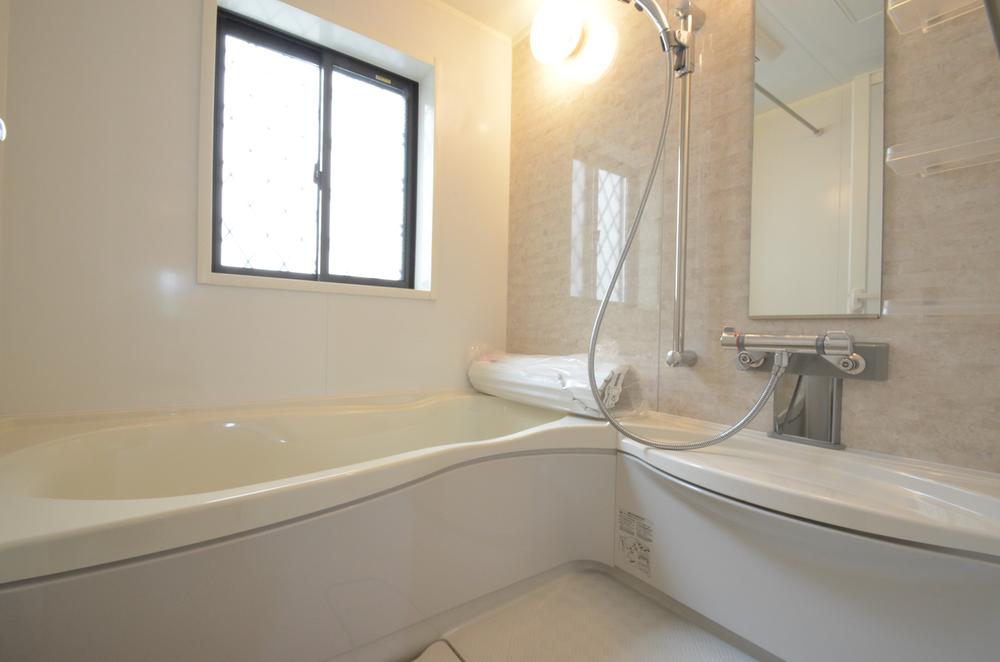 Same specifications photo (bathroom). Same specifications