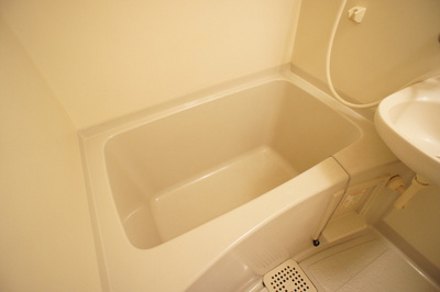 Bath. bus ・ It is also stuck in the spacious bath because the toilet of another
