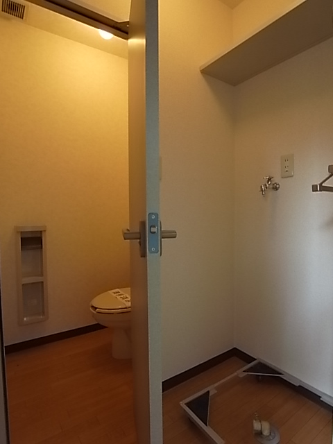 Other room space. Washing machine Storage