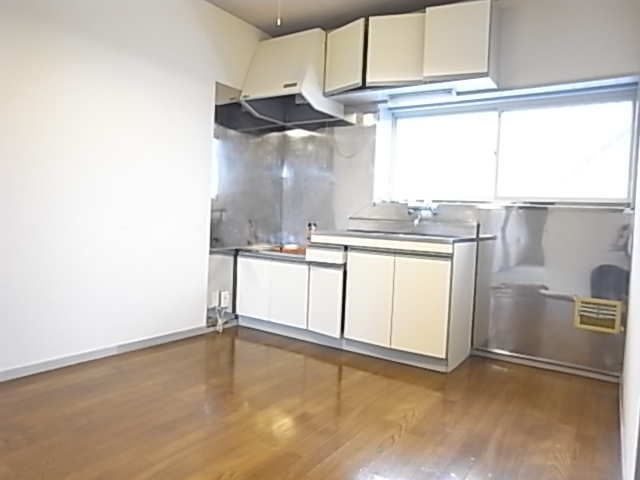 Kitchen. Japanese style room