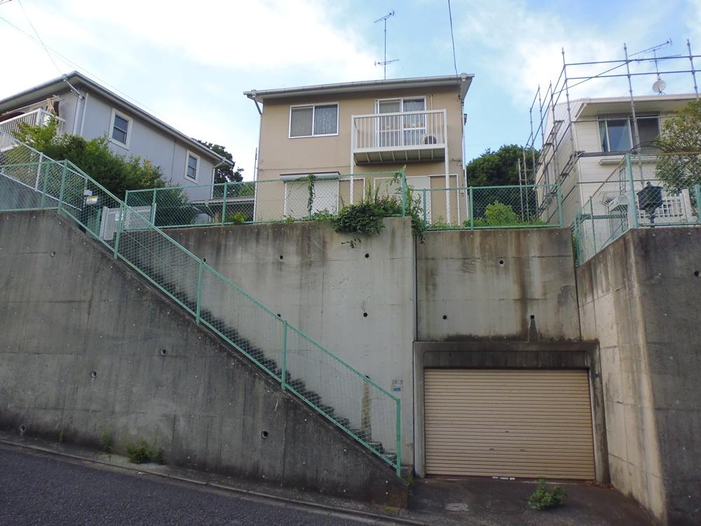 Local appearance photo