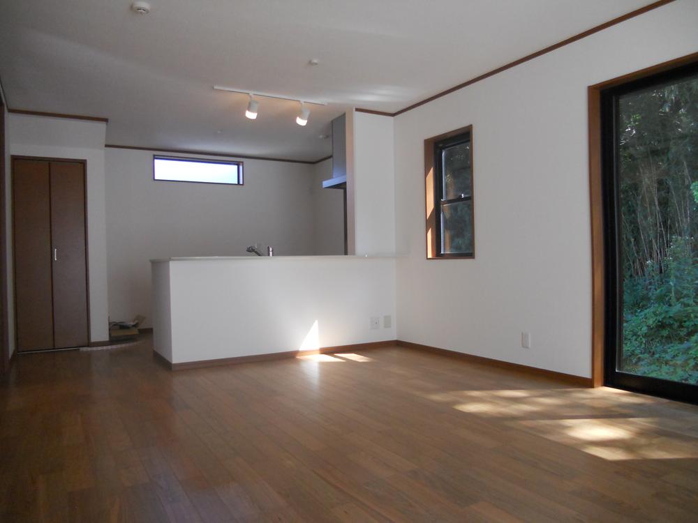 Living. Indoor (September 2013) Shooting