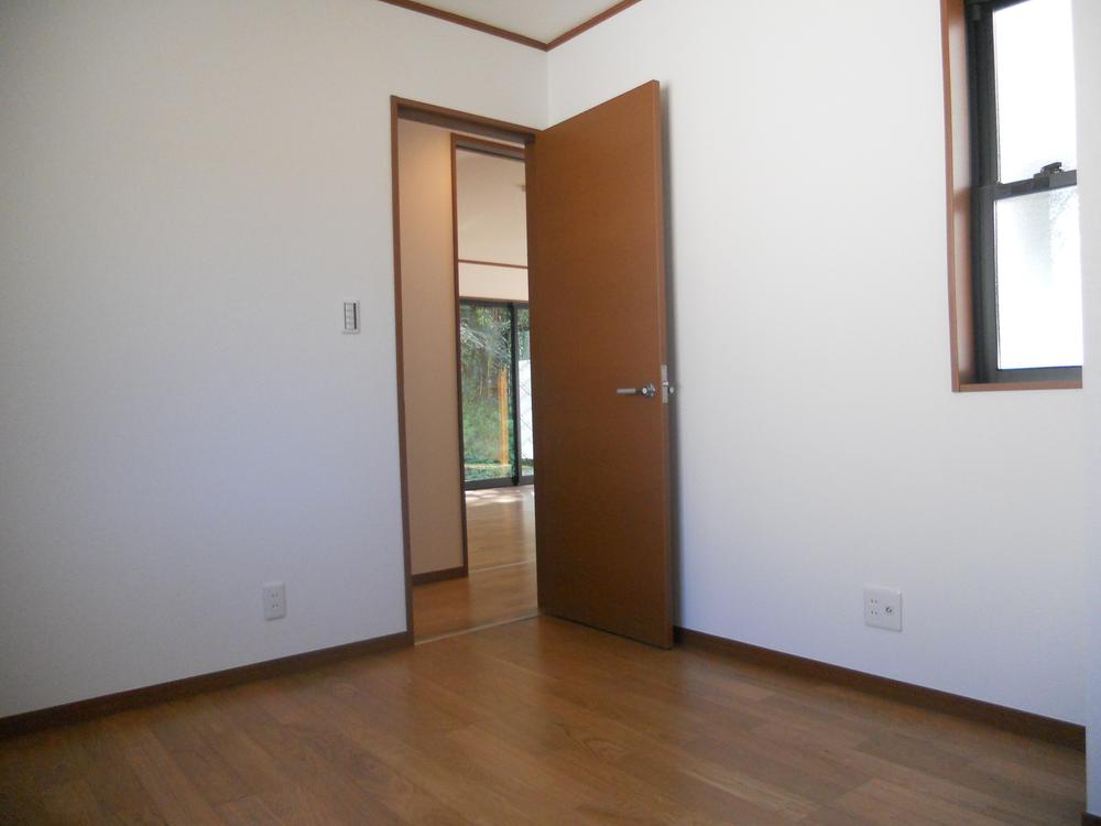 Non-living room. Indoor (September 2013) Shooting