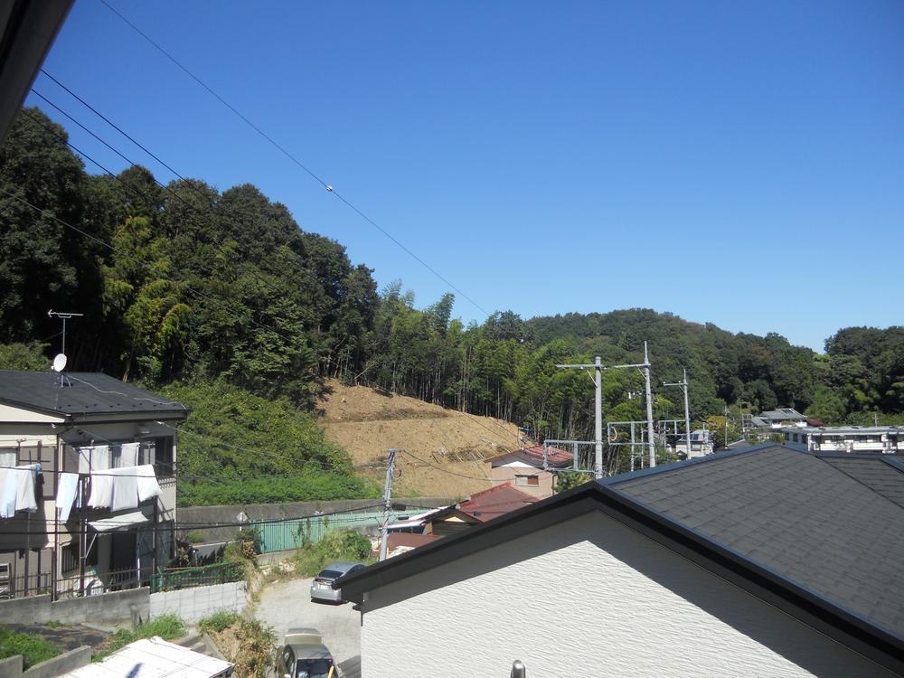 View photos from the dwelling unit. View from local (September 2013) Shooting