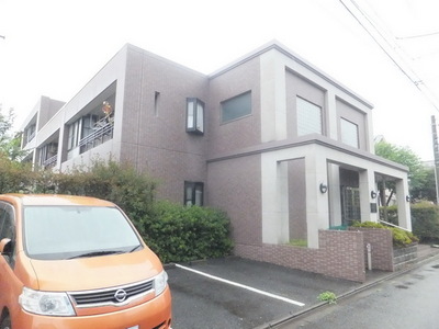 Building appearance. Reinforced concrete apartment