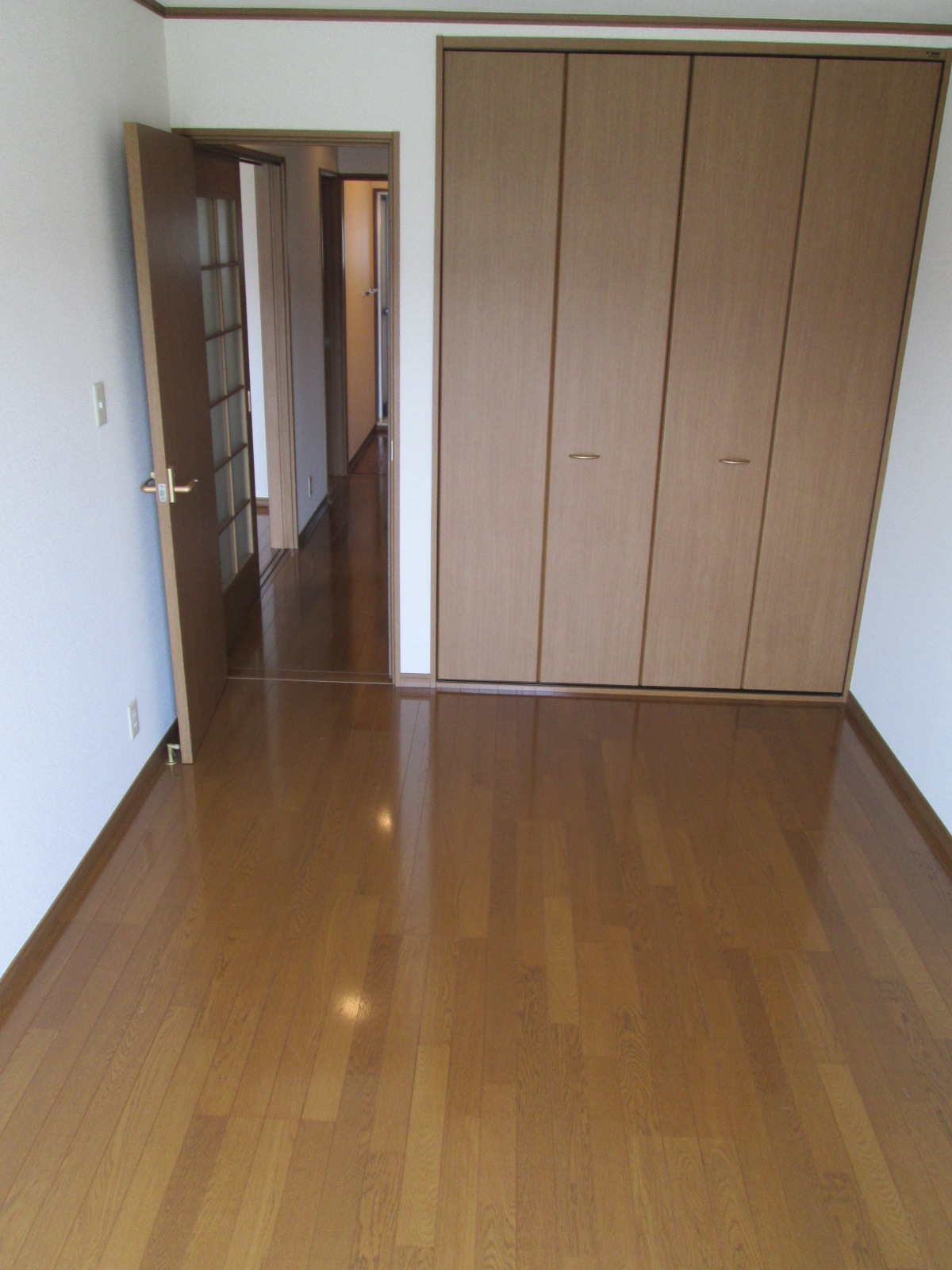 Living and room. South Western-style