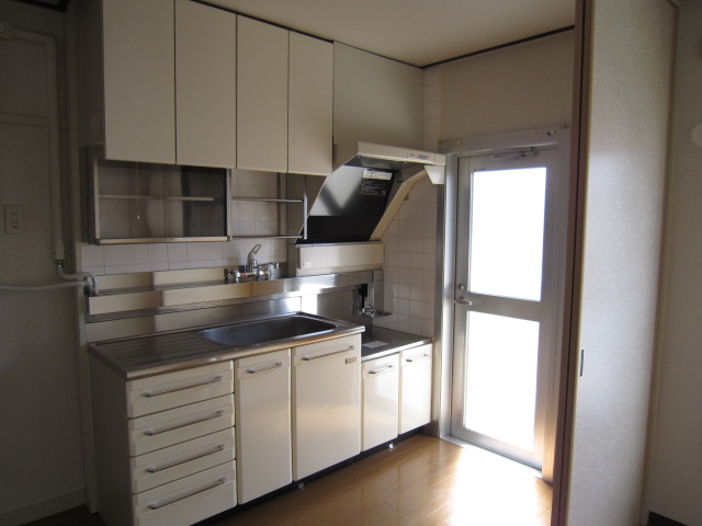 Kitchen. Convenient kitchen that follows also on the balcony