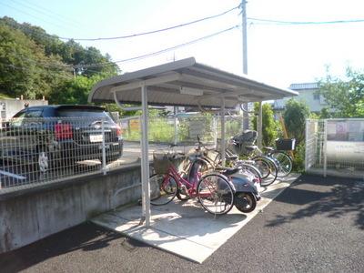 Other common areas. Covered parking lot of peace of mind