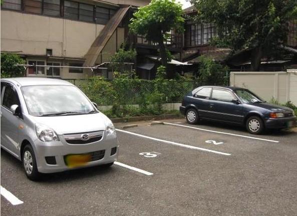 Parking lot