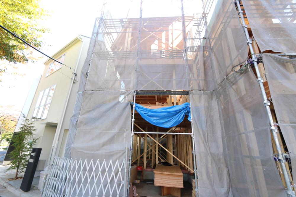 Local appearance photo. Currently under construction Building presentation has also become possible.