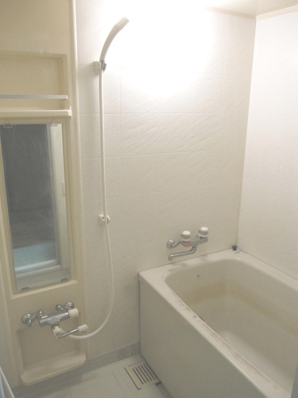 Bathroom. With reheating function