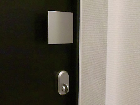 Other.  [Entrance door push-pull handle] Entrance door is like a conventional door company, Adoption of a push-pull handle free operation is required to twist. Without applying a large force, Press in the direction of opening ・ You can open and close only in the draw.  ※ All Listings amenities are the same specification.