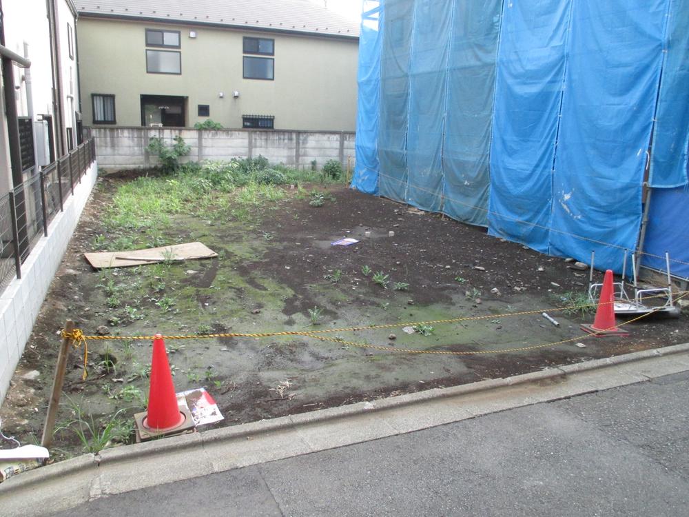 Local land photo. Local (08 May 2013) Shooting