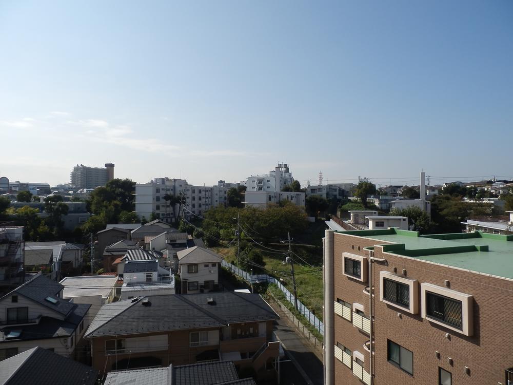 View photos from the dwelling unit. Look black 3-chome area from the southwest side balcony