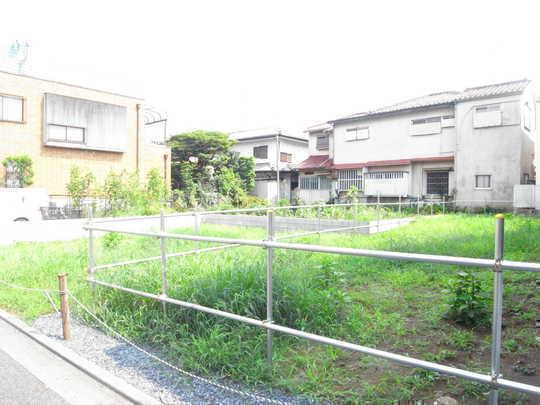 Local land photo. East adjacent land are we missing. 