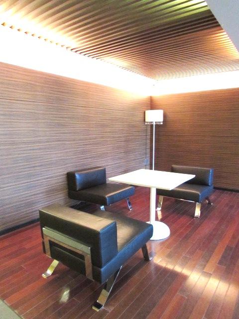 lobby. Local (11 May 2013) Shooting