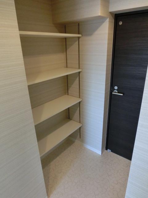 Receipt. ■ The kitchen is on the right of the housing. Applications there is diversity, so we have taken a relatively widely. Indoor (12 May 2013) Shooting
