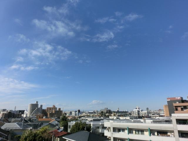 View photos from the dwelling unit. ■ Since the west side is a residential area, Sense of openness ・ View is outstanding. View from the site (December 2013) Shooting