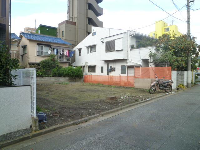 Local land photo. Local (11 May 2013) Shooting