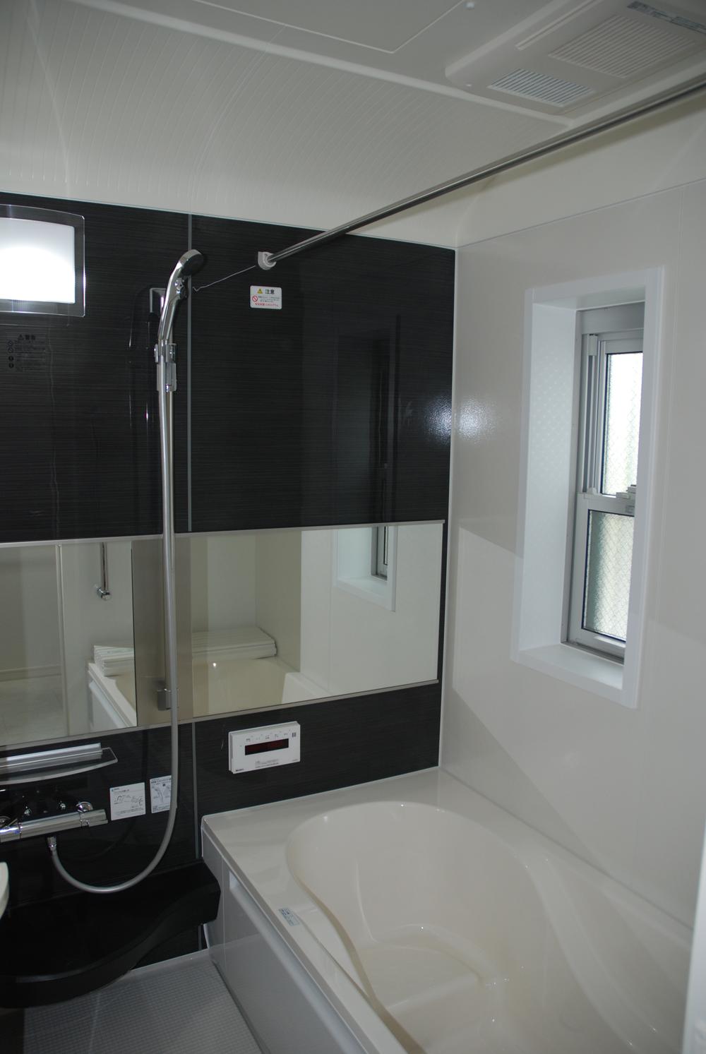 Same specifications photo (bathroom). Example of construction