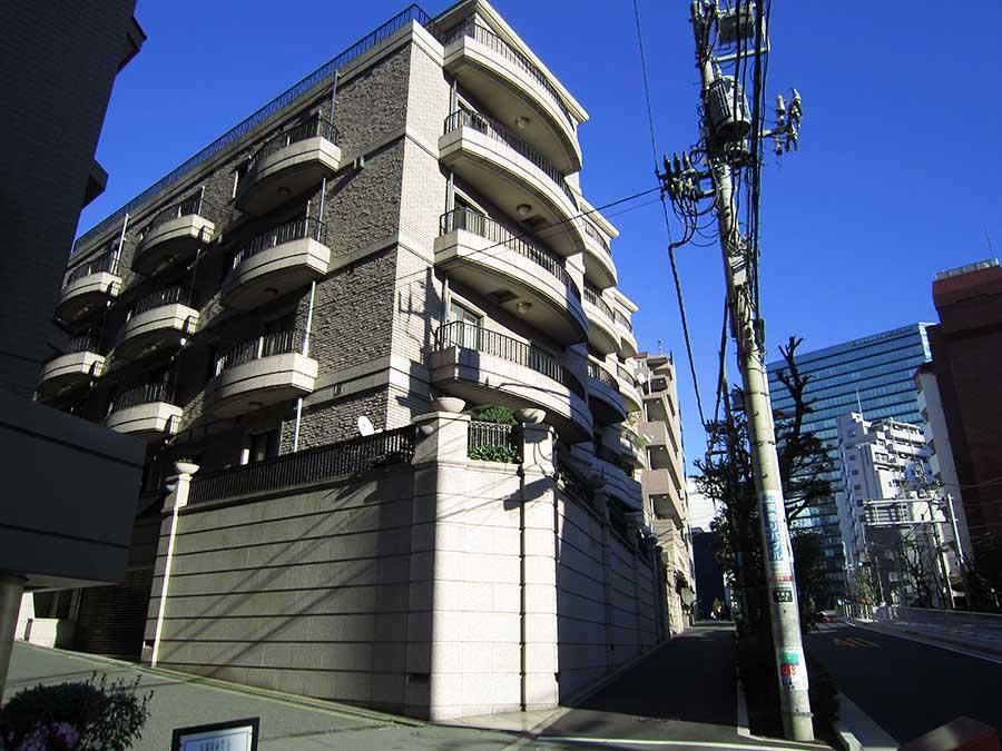Local appearance photo
