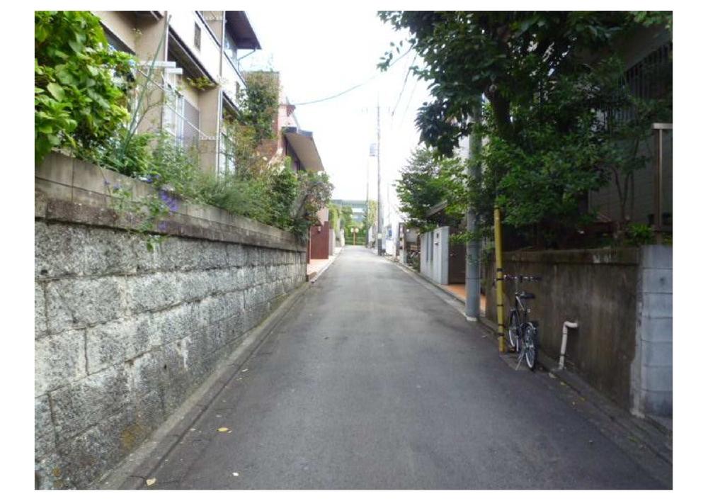 Local land photo. Local (10 May 2013) Shooting