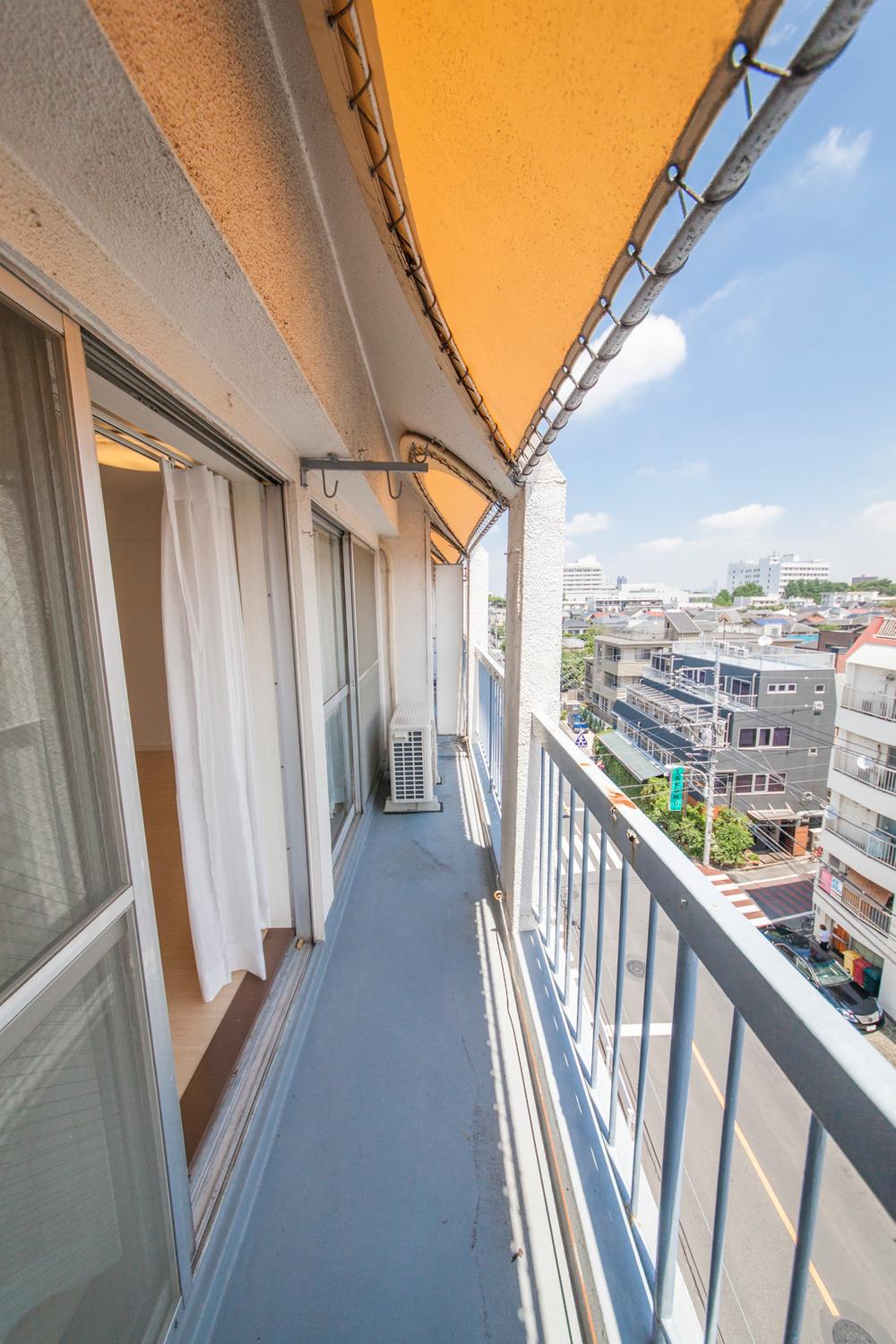 Balcony. Local (July 2013) Shooting