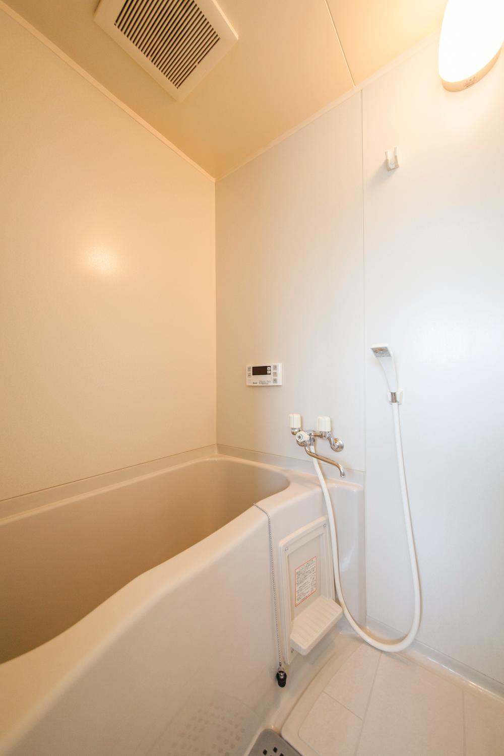 Bathroom. Indoor (July 2013) Shooting