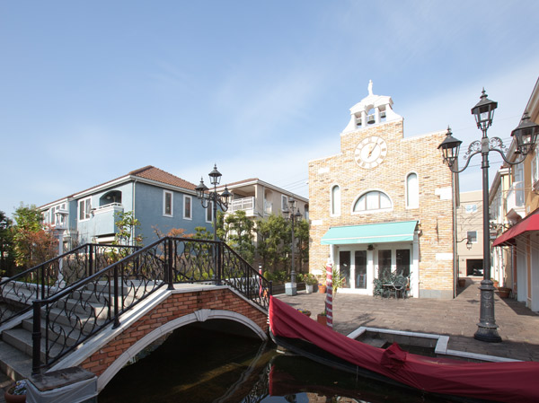 Surrounding environment. La Vita (La ・ Vita) (about 1830m 23 minutes walk)