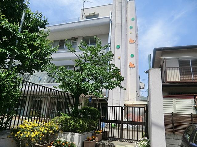 Primary school. Nakamachi 140m to nursery school