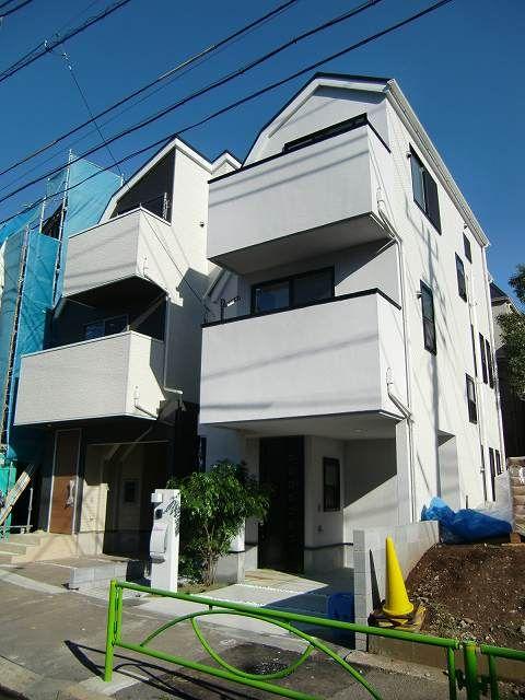 Local appearance photo. Example of construction