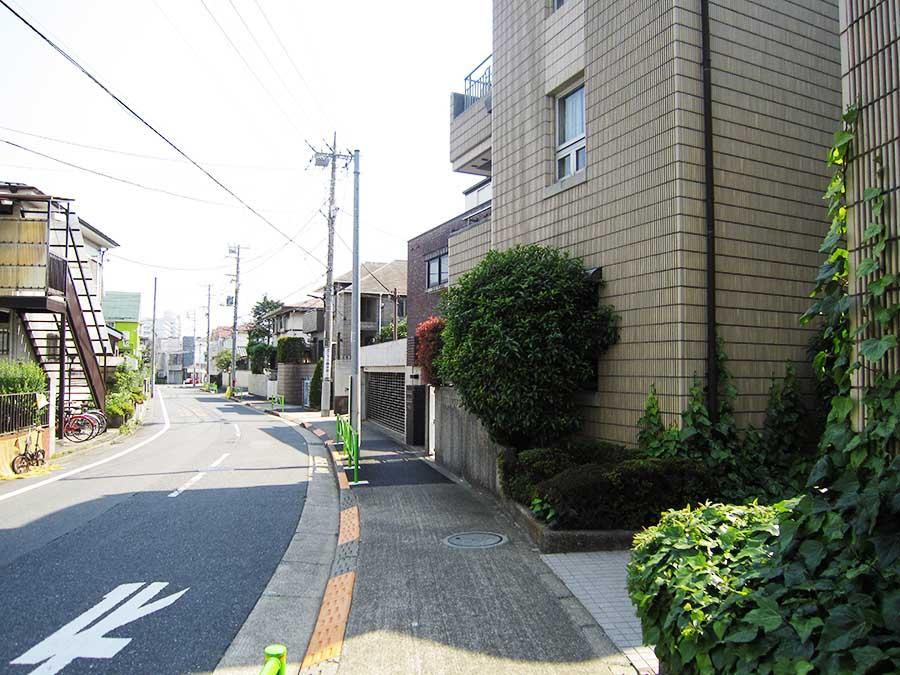 Local appearance photo. Frontal road