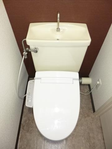 Toilet