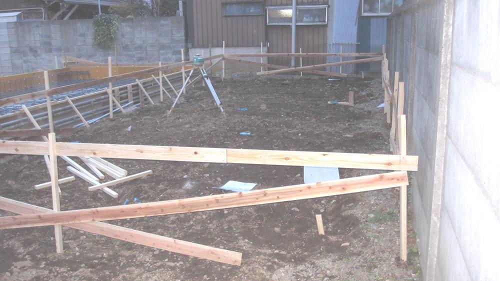 Local appearance photo. Local (12 May 2013) Shooting