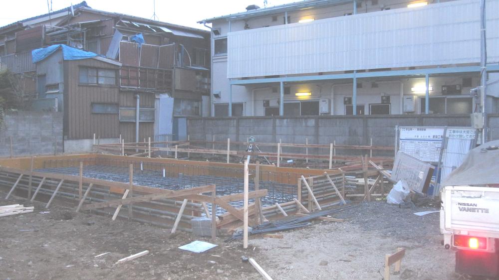 Local appearance photo. Local (12 May 2013) Shooting