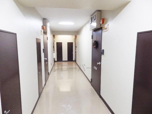 Other common areas. Corridor