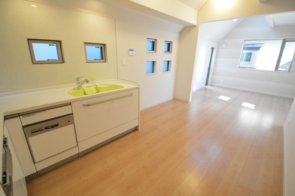 Living. Indoor (September 2013) Shooting