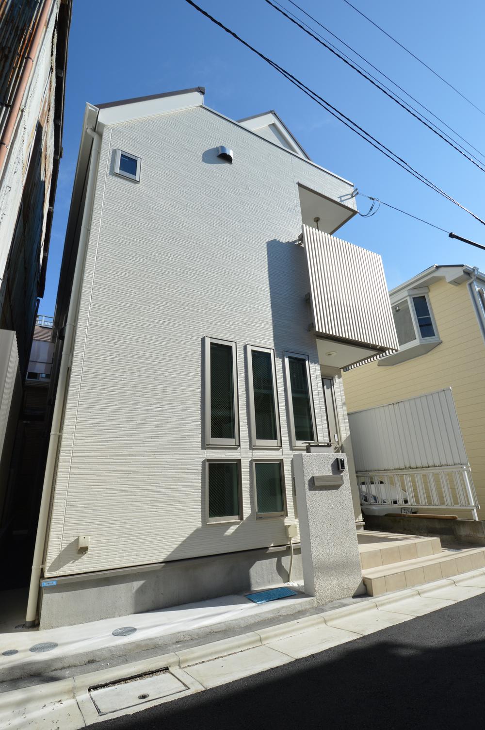 Local appearance photo. Local (September 2013) Shooting