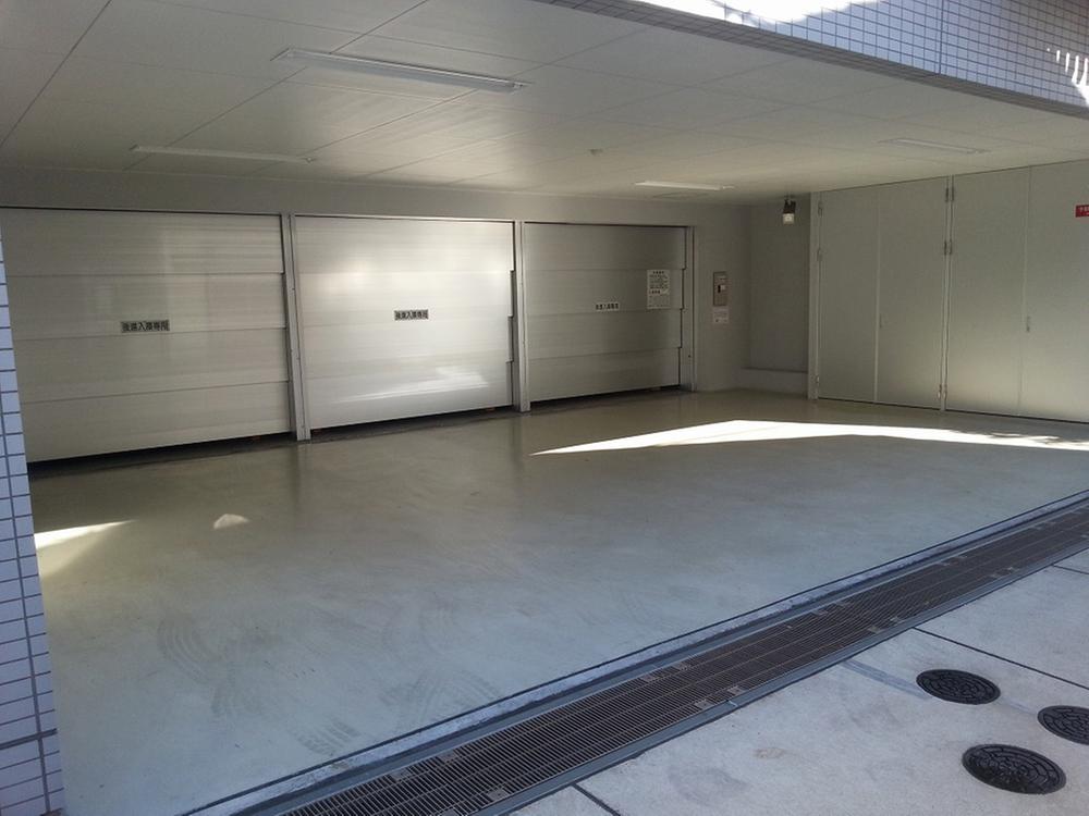 Parking lot. Common areas