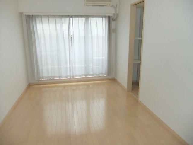 Non-living room. Western style room