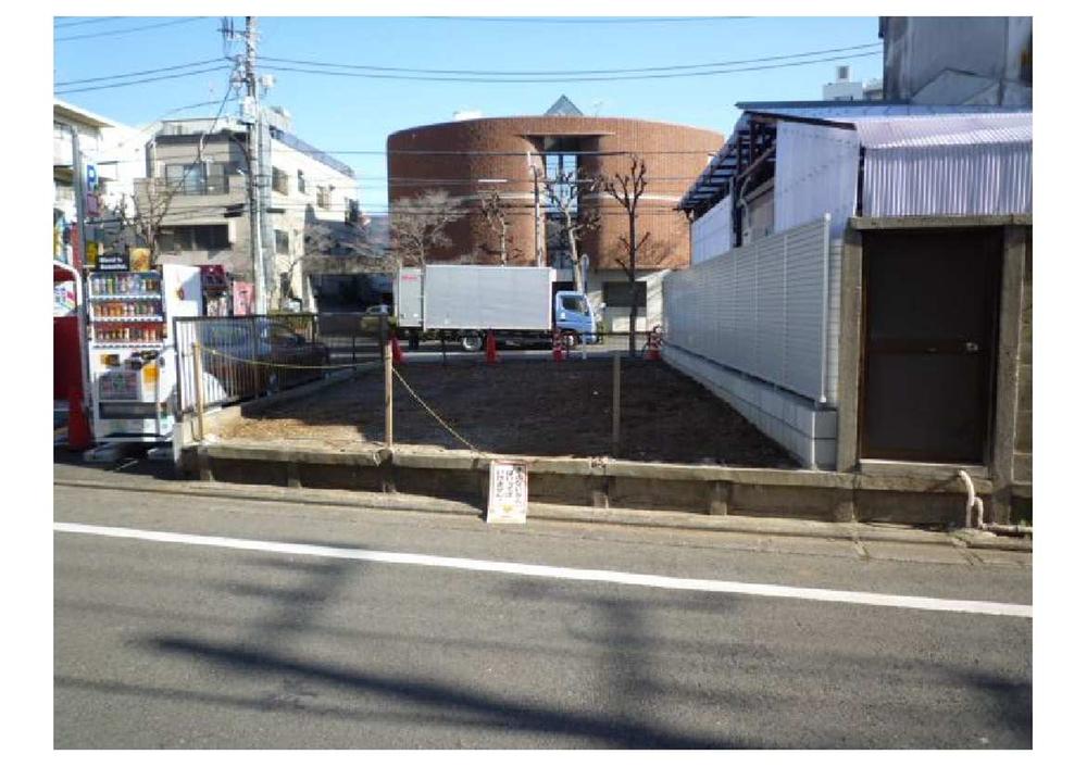 Local land photo. Local (12 May 2012) shooting