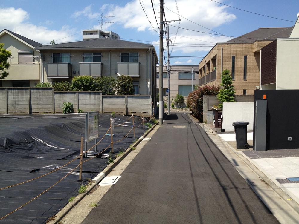 Local photos, including front road. Local (May 2013) Shooting