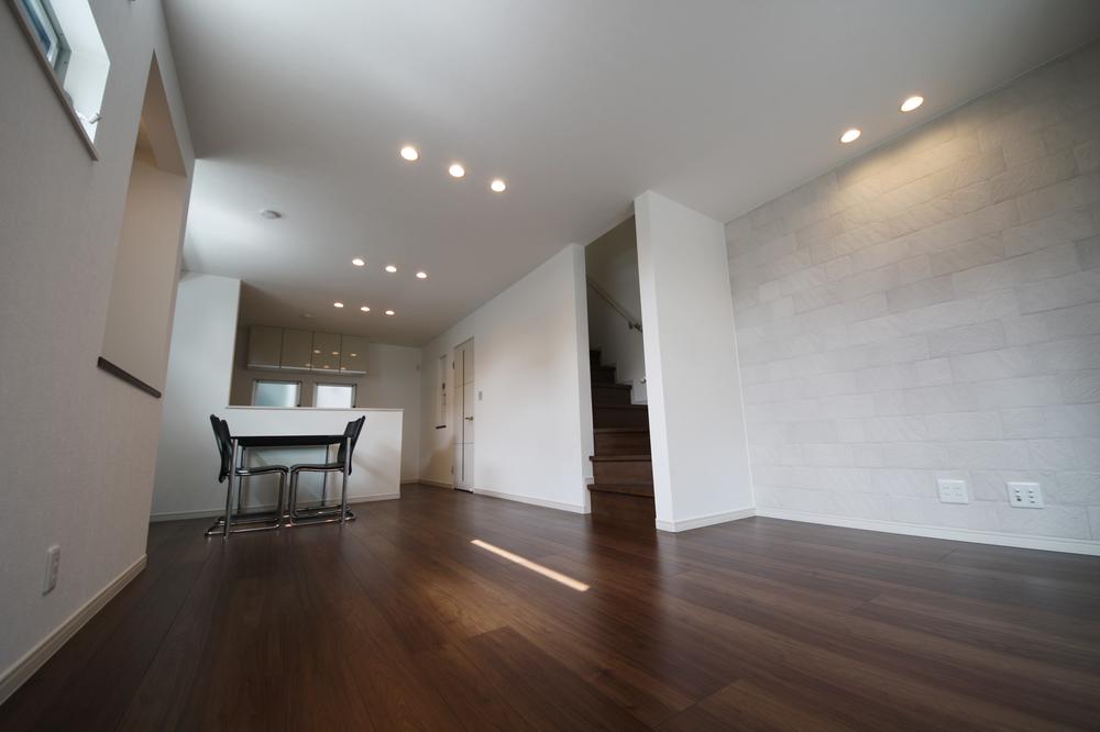 Same specifications photos (living). Stylish downlight arrangement