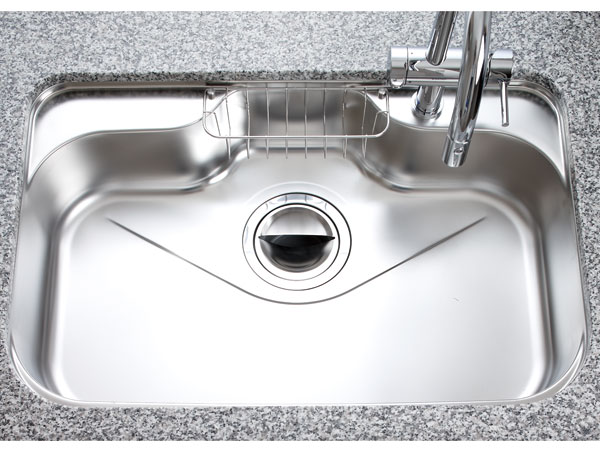 Kitchen.  [Quiet sink] Sink silent specifications to reduce the fall sounds and water sounds sound such as cutlery. It is also easy to wash wide type big pot, etc..