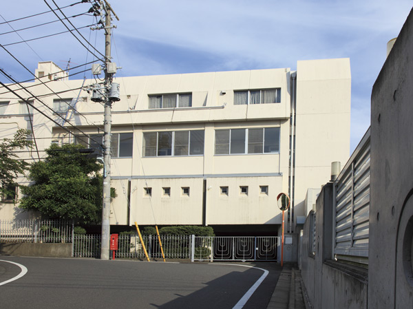 Surrounding environment. Edamitsu Board Komaba kindergarten (4-minute walk / About 270m)