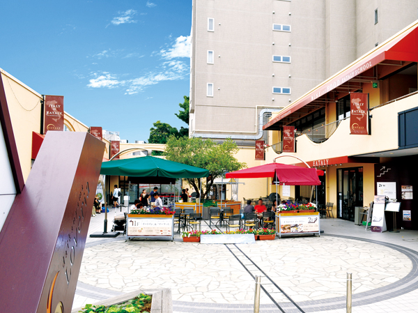 Surrounding environment. Daikanyama Eatery (about 2.1km ・ Bicycle about 11 minutes)