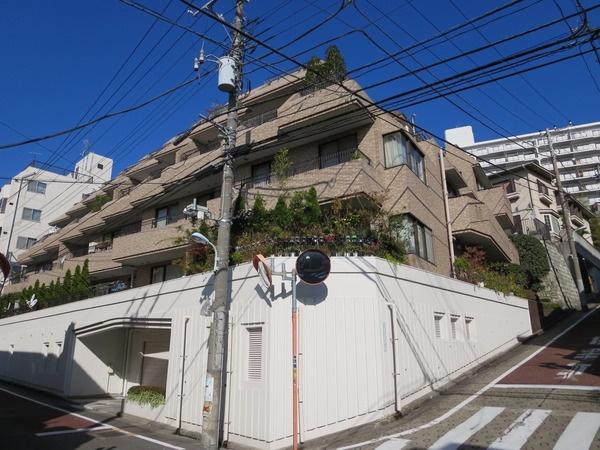 Local appearance photo. Popular Ebisu ・ 2LDK of Meguro area.
