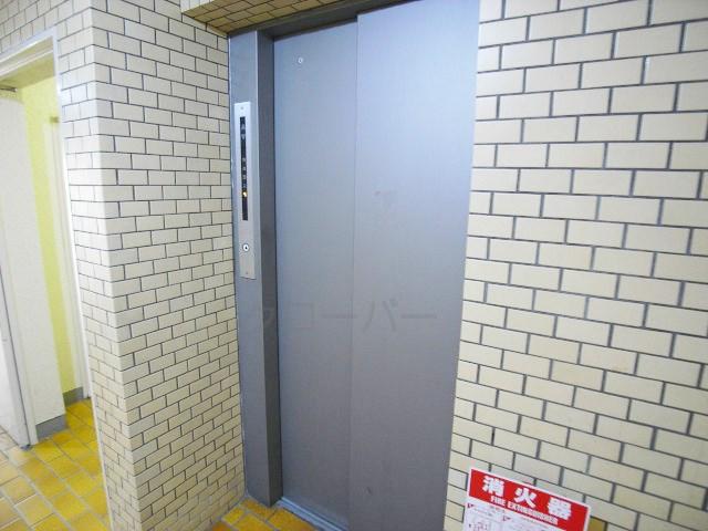 Other common areas. Elevator