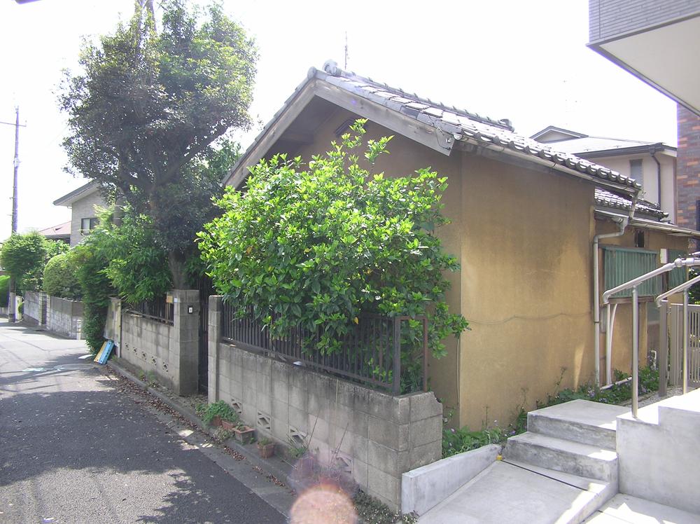 Local photos, including front road. Local (March 2013) Shooting